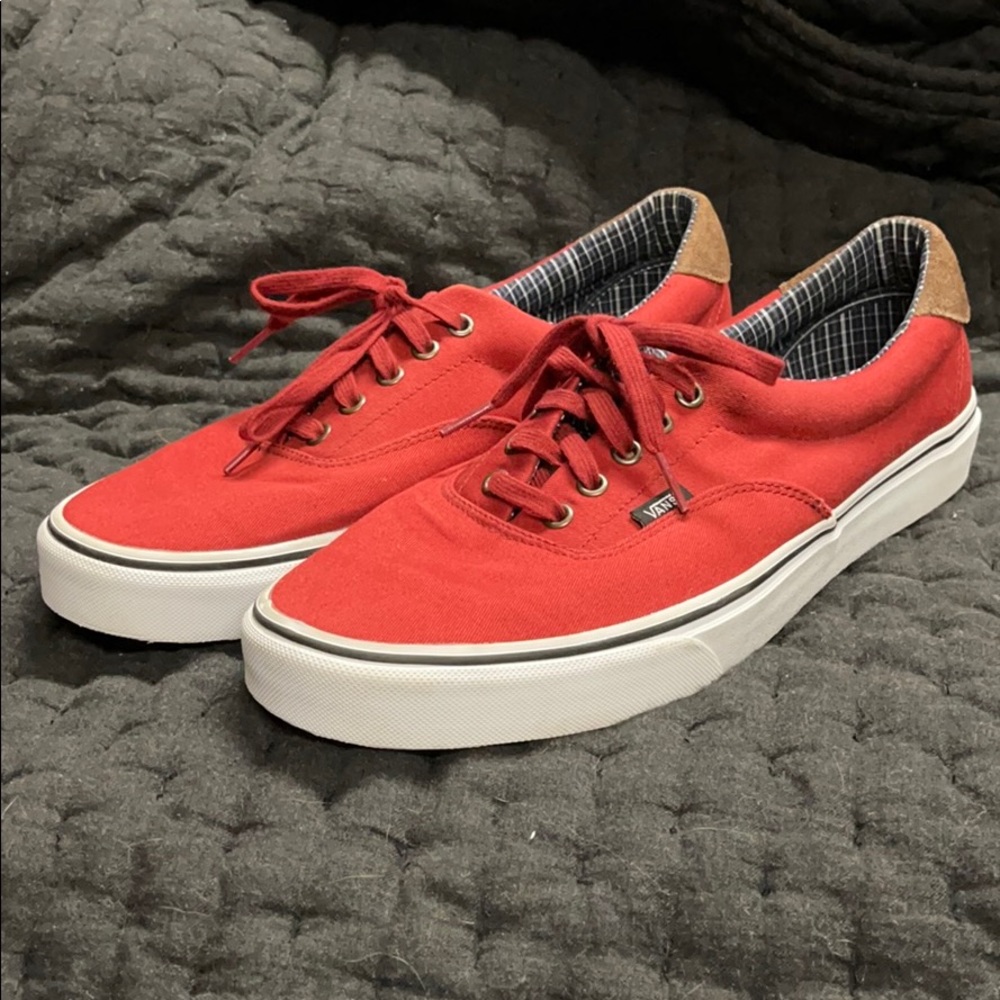 LIKE NEW VANS ERA MENS SIZE 12